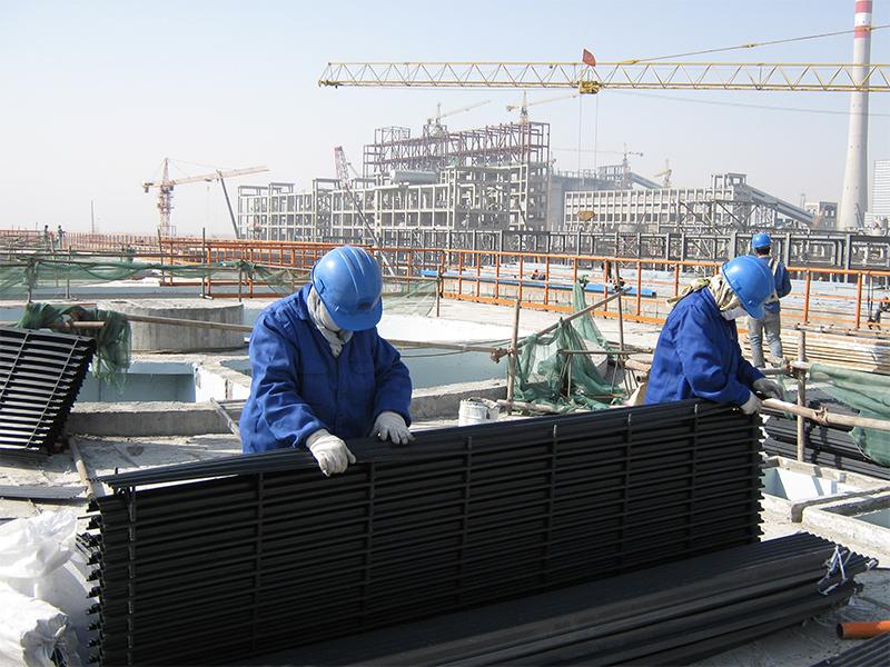 Automatic chasing and cutting device of the water collector developed by the company was successfully tested and officially put into production.